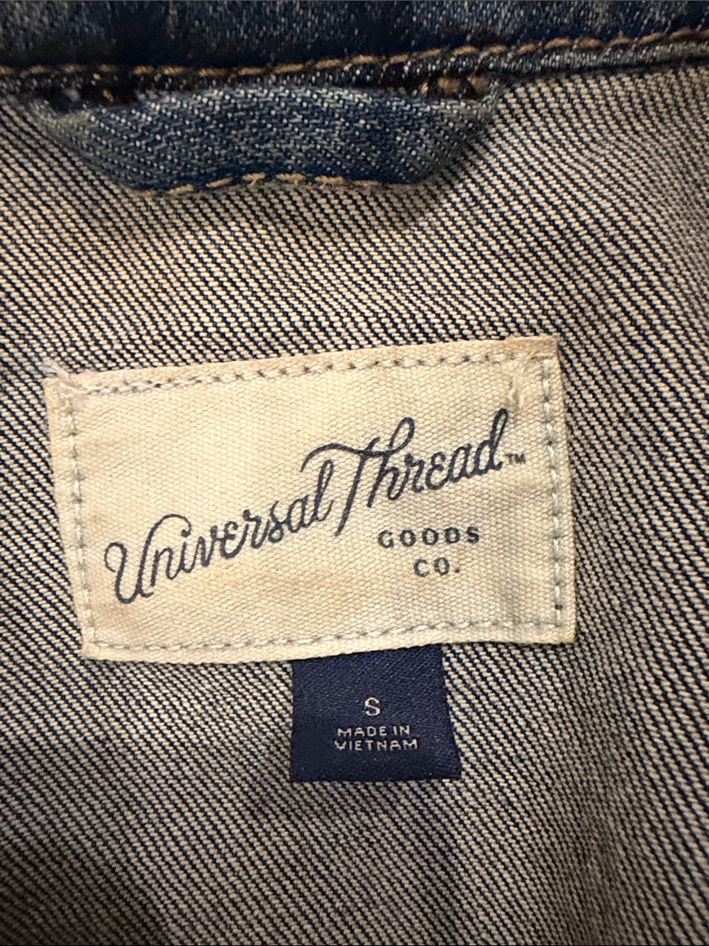 Universal Thread Classic Blue Denim Jacket - Picture 2 of 2